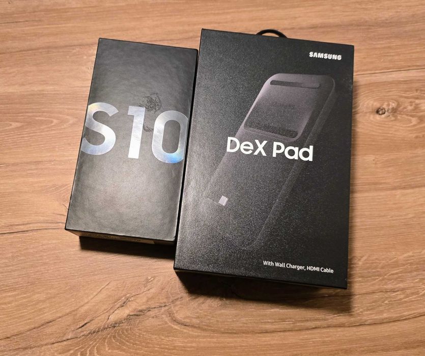 PACHET PREMIUM: Samsung Galaxy S10 (SM-G973F/DS) + DeX Pad (Gen 2)