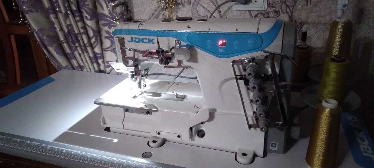 Raspashivalka  mashinka sotiladi Jack holati ideal deyarli ishlatilmag