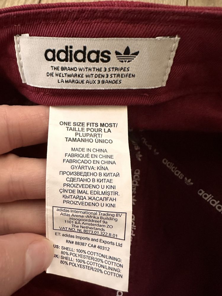 Sapca Adidas, marime universala, noua