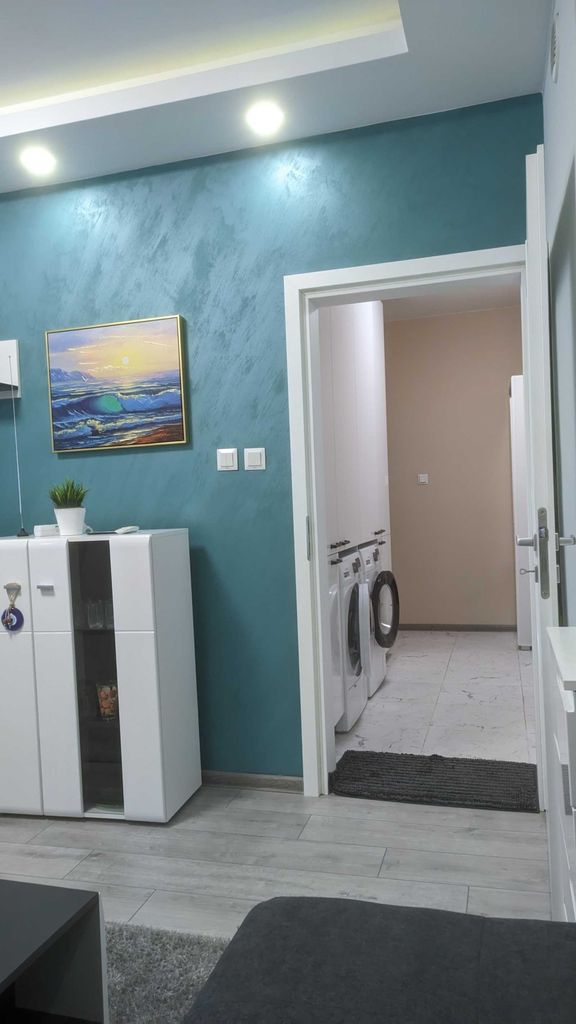 Дава се под наем Двустаен апартамент в София, Света Троица - 60 кв.м за 448.8 € - Снимка #10