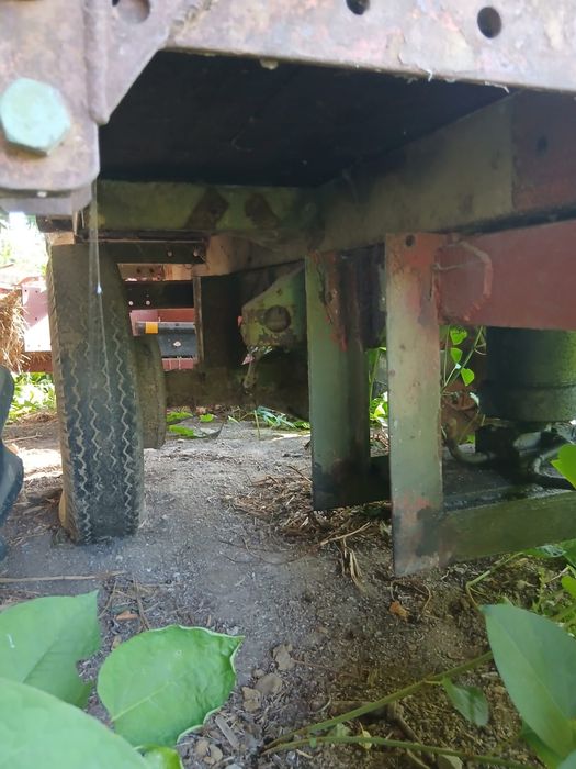 Vand remorca basculantă și încă o remorca cu sistem pentru golire