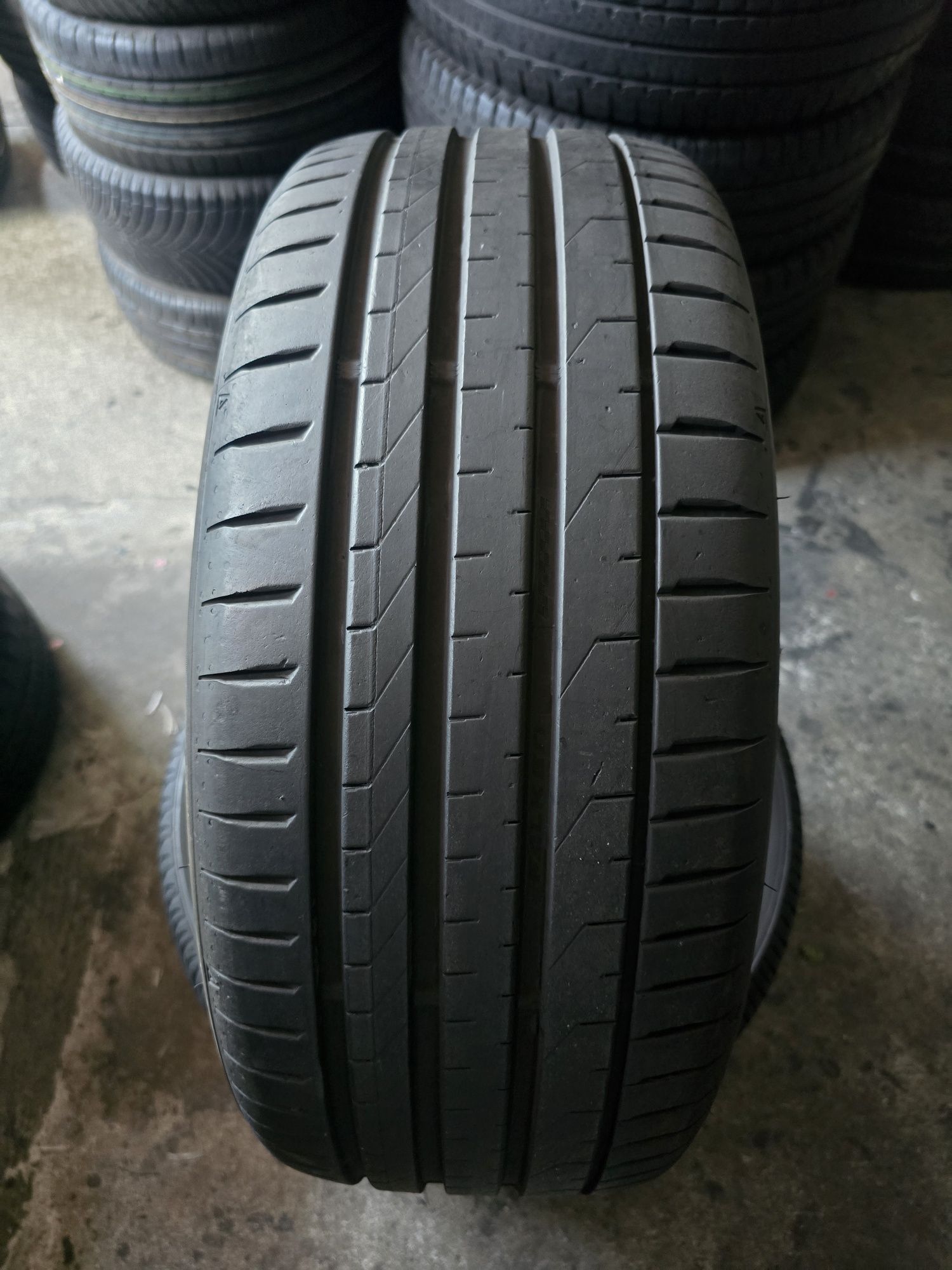 Falken 235/45 R18 98Y vară