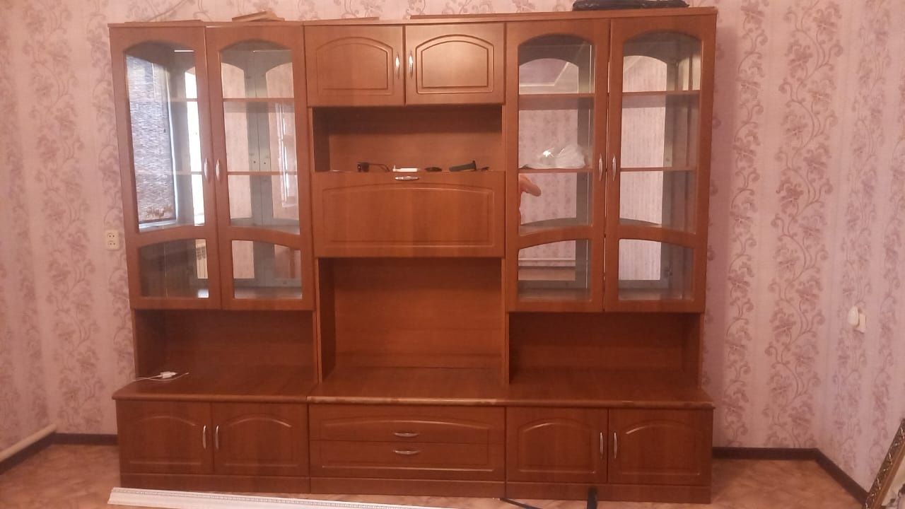 Шифоньер в хорошем состоянии