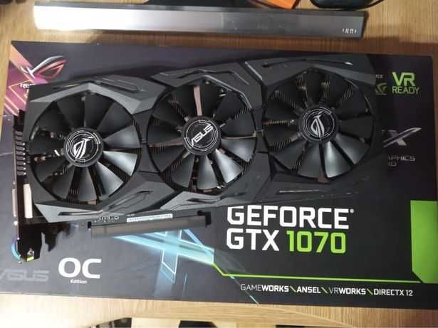 Placa video ASUS GeForce GTX 1070 STRIX OC Edition, 8GB GDDR5, 256-bit