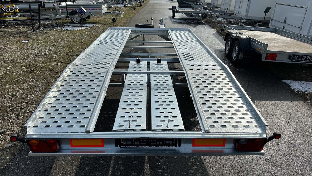 Platformă auto Repo 2700kg cu RAR și număr roșu