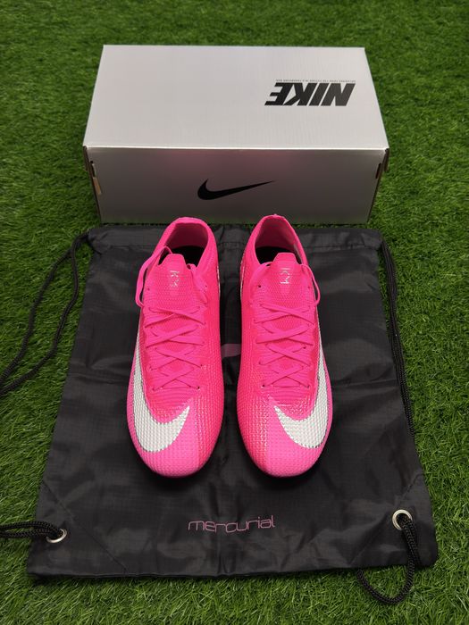 Ghete de Fotbal Nike Vapor 13 Elite Mbappe Rosa FG