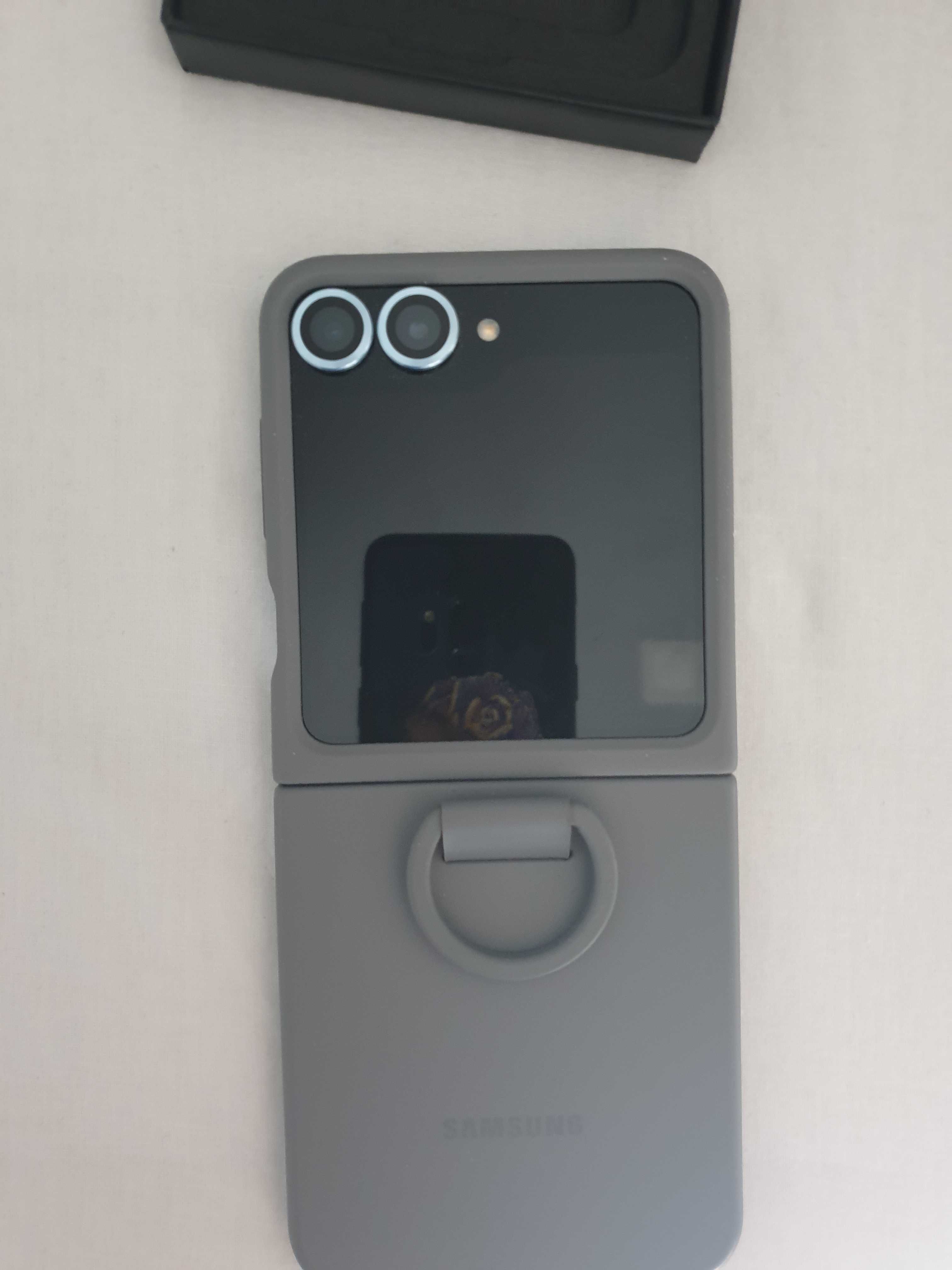 Samsung z flip 6 с гаранция