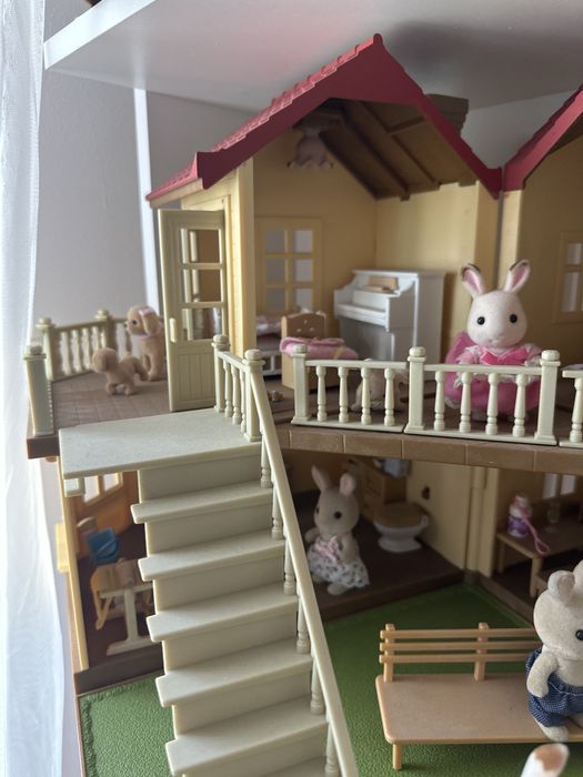 Дом Сильвиани Sylviniany