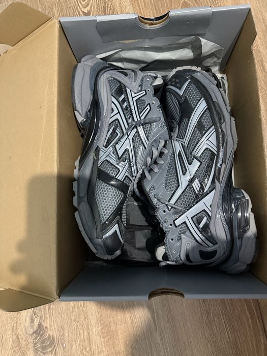 Обувки Balenciaga runner сиво-черни номер 46