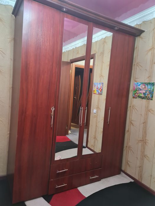 Продам шкаф в хорошем состоянии!