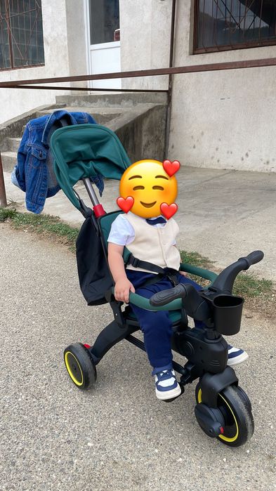 Vând tricicletă model Doona