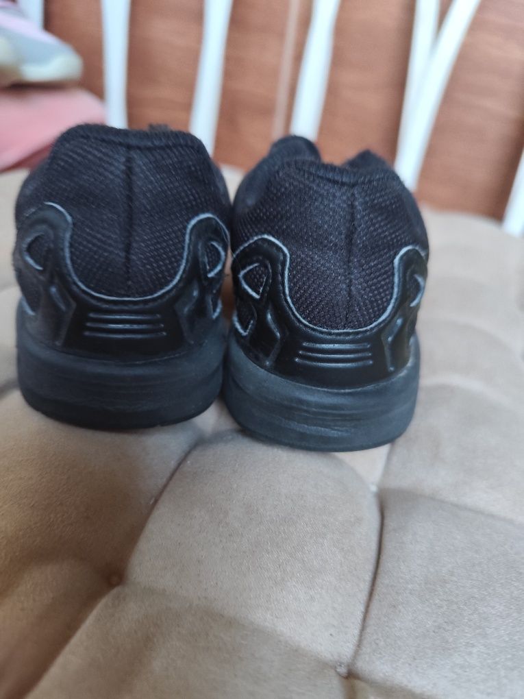 Детски маратонки Adidas монче