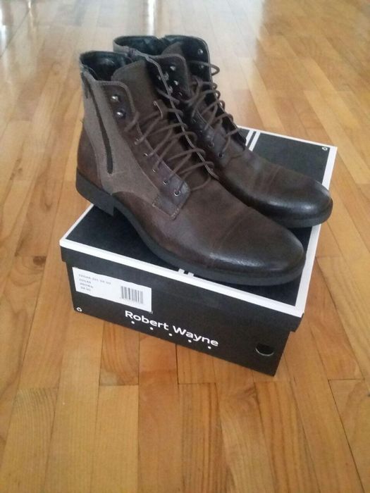 Новые кожаные ботинки без утепления