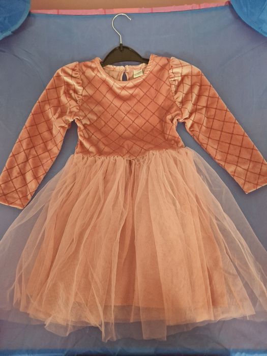 Rochita Waikiki ,5-6 ani