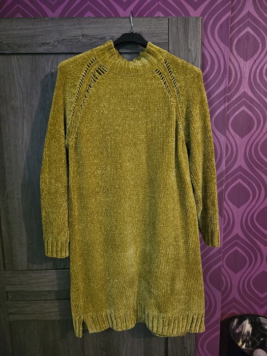 Дамски рокли зимни и летни