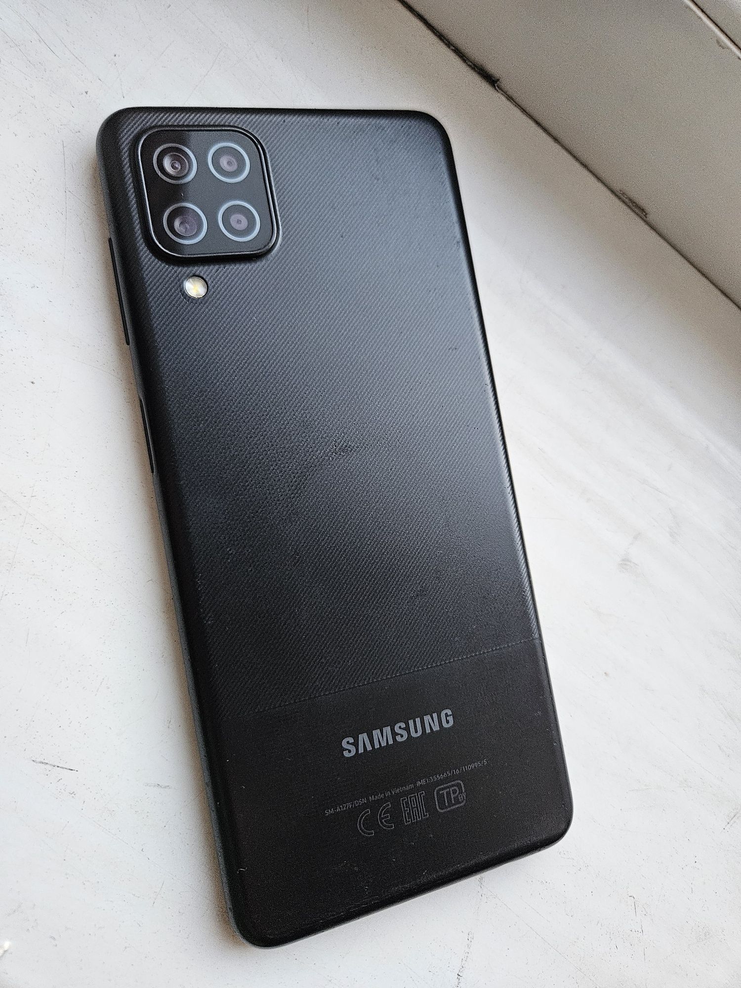 Samsung galaxy A12 3/32 чёрный/qora