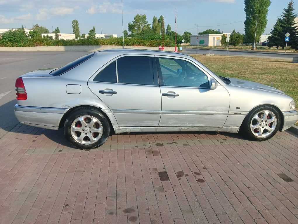 Mercedes c180 w202