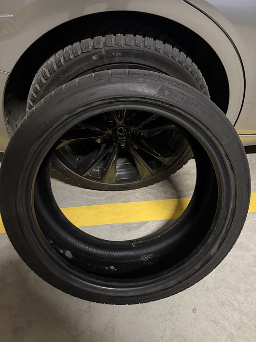 Продам резину летнюю 235/40/R19