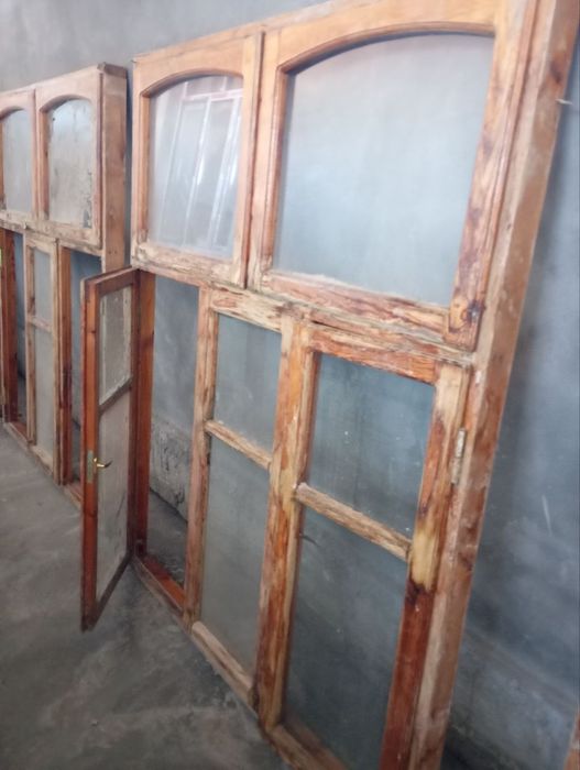 Рамы из дерева, б/у