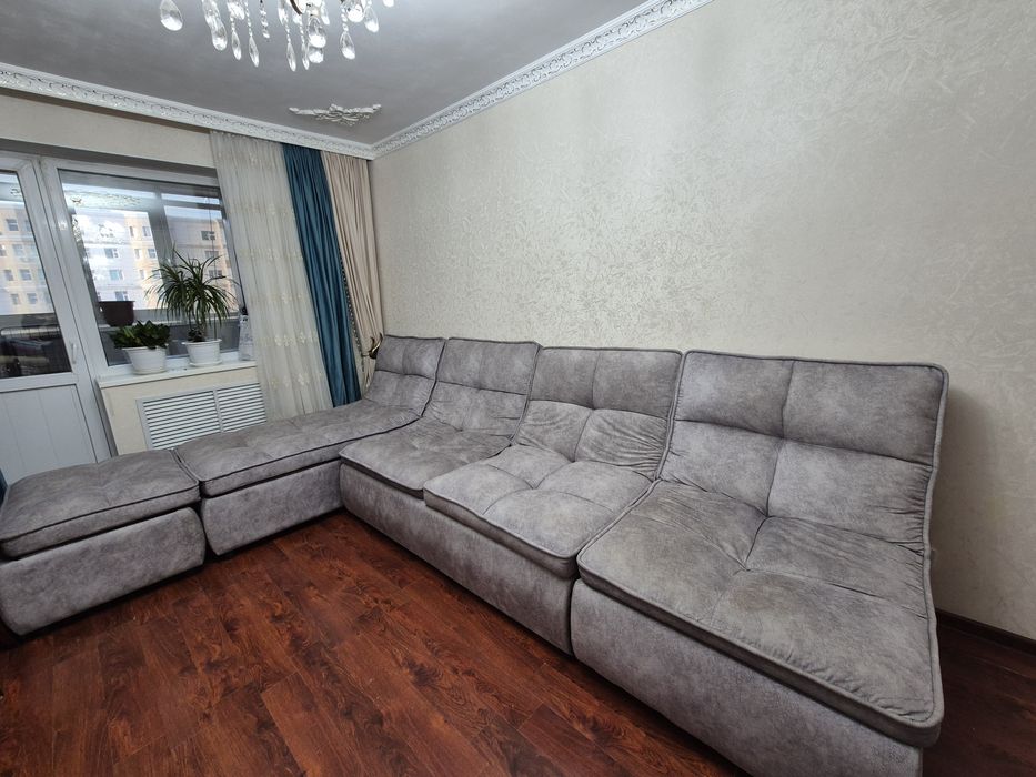 Продаю Диван новый