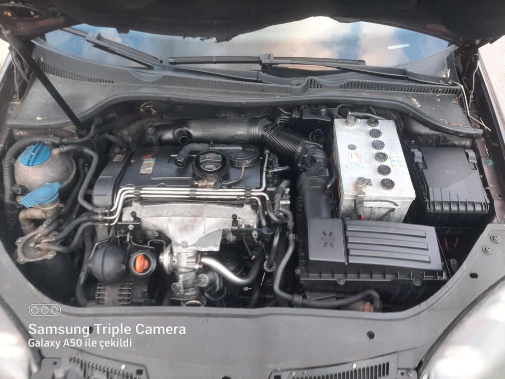 • Продавам Голф 5 2.0tdi 140кс БКД на ЧАСТИ (golf 5 na chasti BKD GTI)