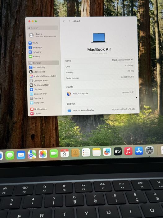 Macbook Air m4 Pret 3650 lei