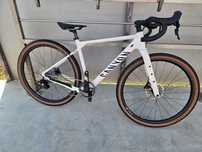 Bicicleta gravel canyon grizl 1x12 dt swiss