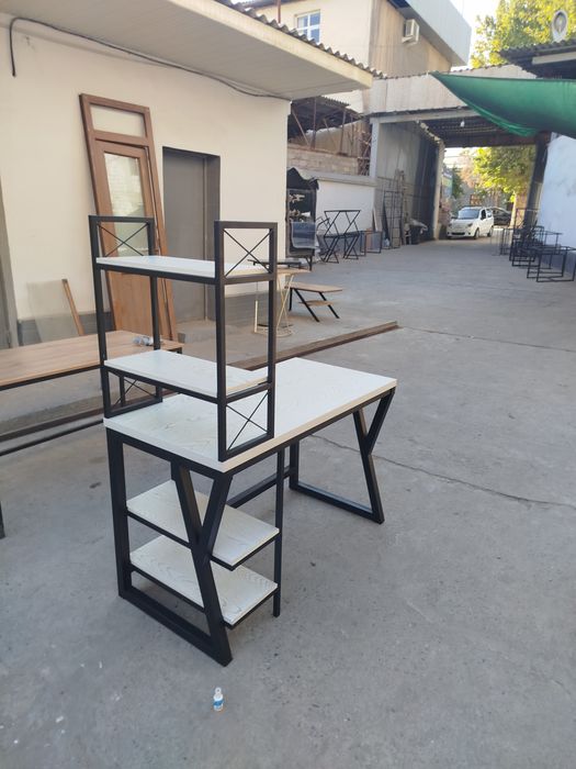 Loft mebel parta stlaj.