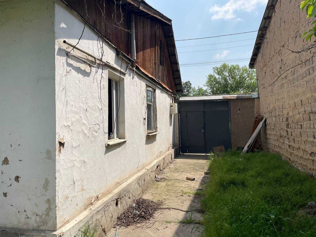 Срочна!! Hovli Sotiladi. Срочна продается  участок 4.5 sotik