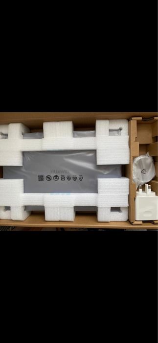 Huawei matebook d14