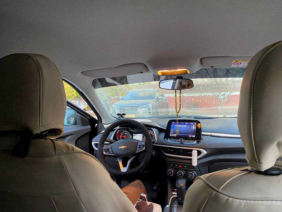 ТРЕКЕР ЛТЗ, 2025 йил 25 июл куни салондан олинган, 5 654 км юрган