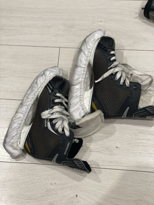 Коньки Bauer Supreme One.4. 37.5 размер в идеальном состоянии