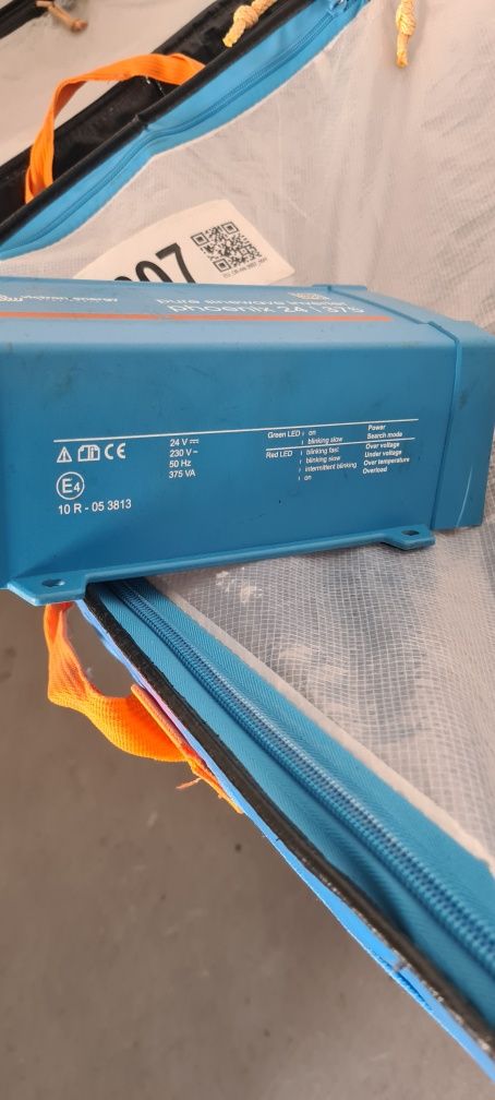 Inverter Phoenix 24/375