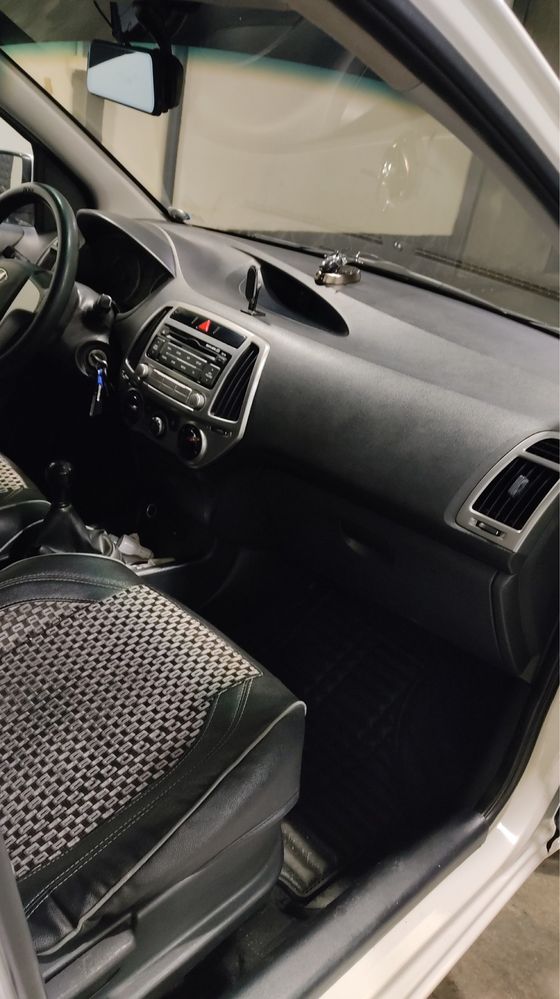 Hyundai i20 2013