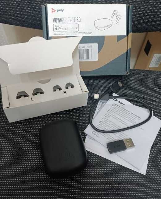 Безжични слушалки Poly Voyager Free 60 True Wireless Earbuds