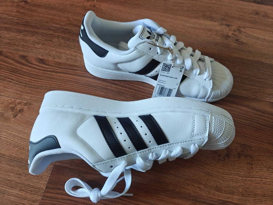 Adidasi Adidas superstar II w