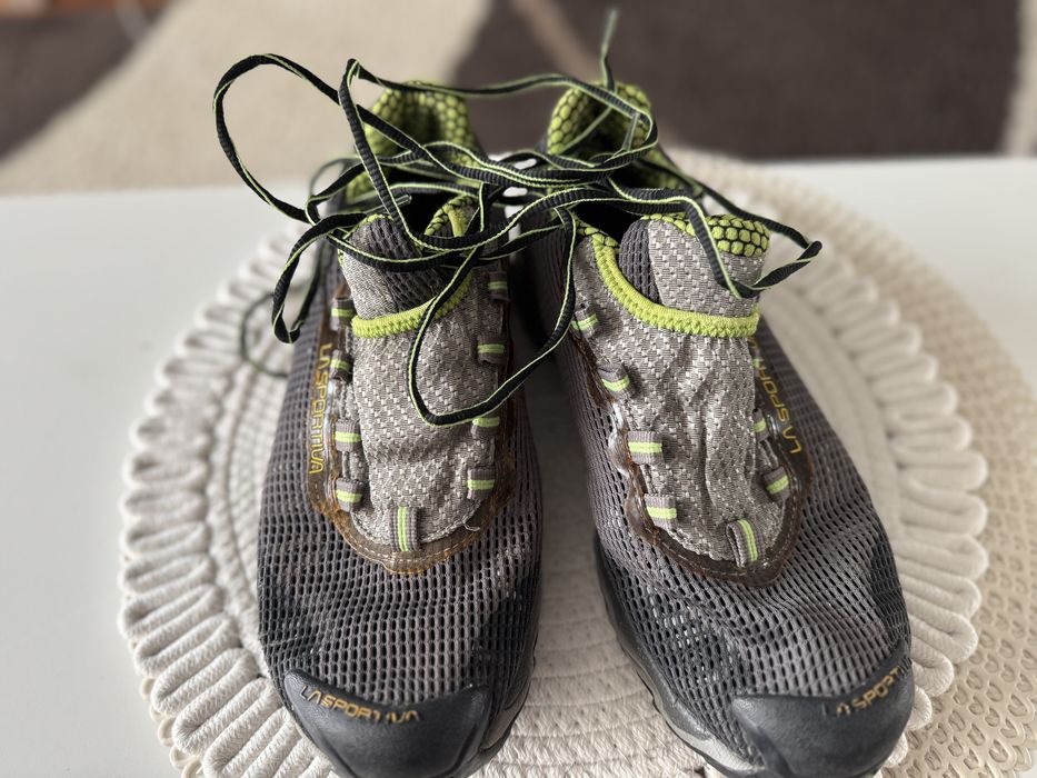 Adidasi La Sportiva marimea 41