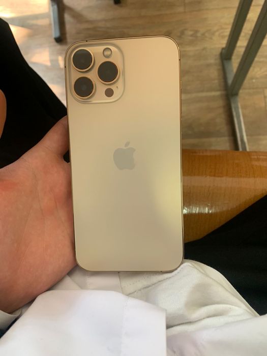 iPhone 13 pro max золотой