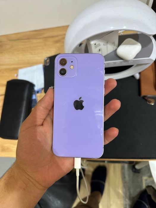 Iphone 12 , 64gb