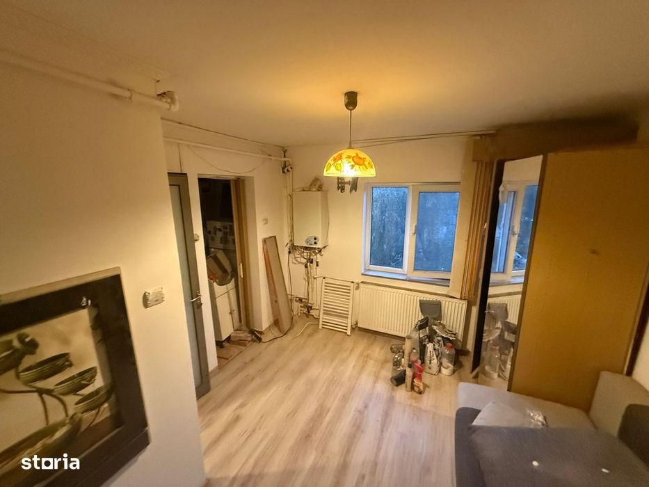 Vest,garsoniera de vanzare