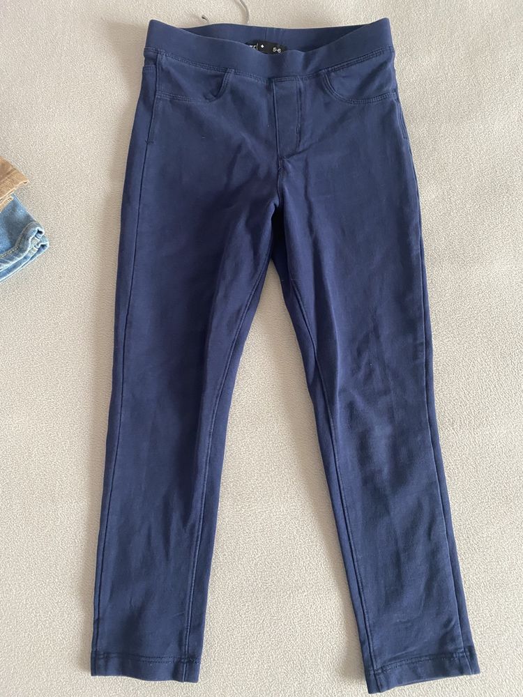 Lot pantaloni fetita 4-5 ani