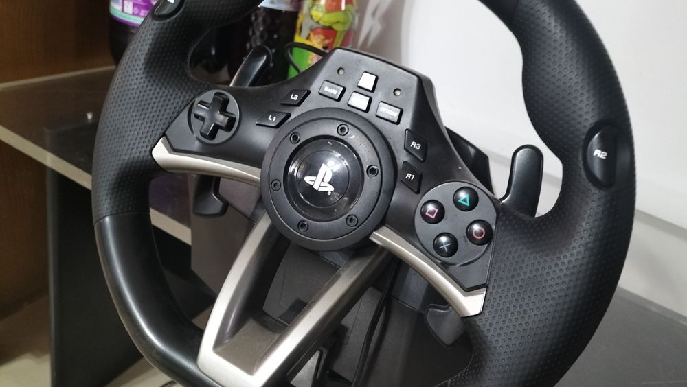 PS 4 plus preț inclus GTA 5 din PlayStore