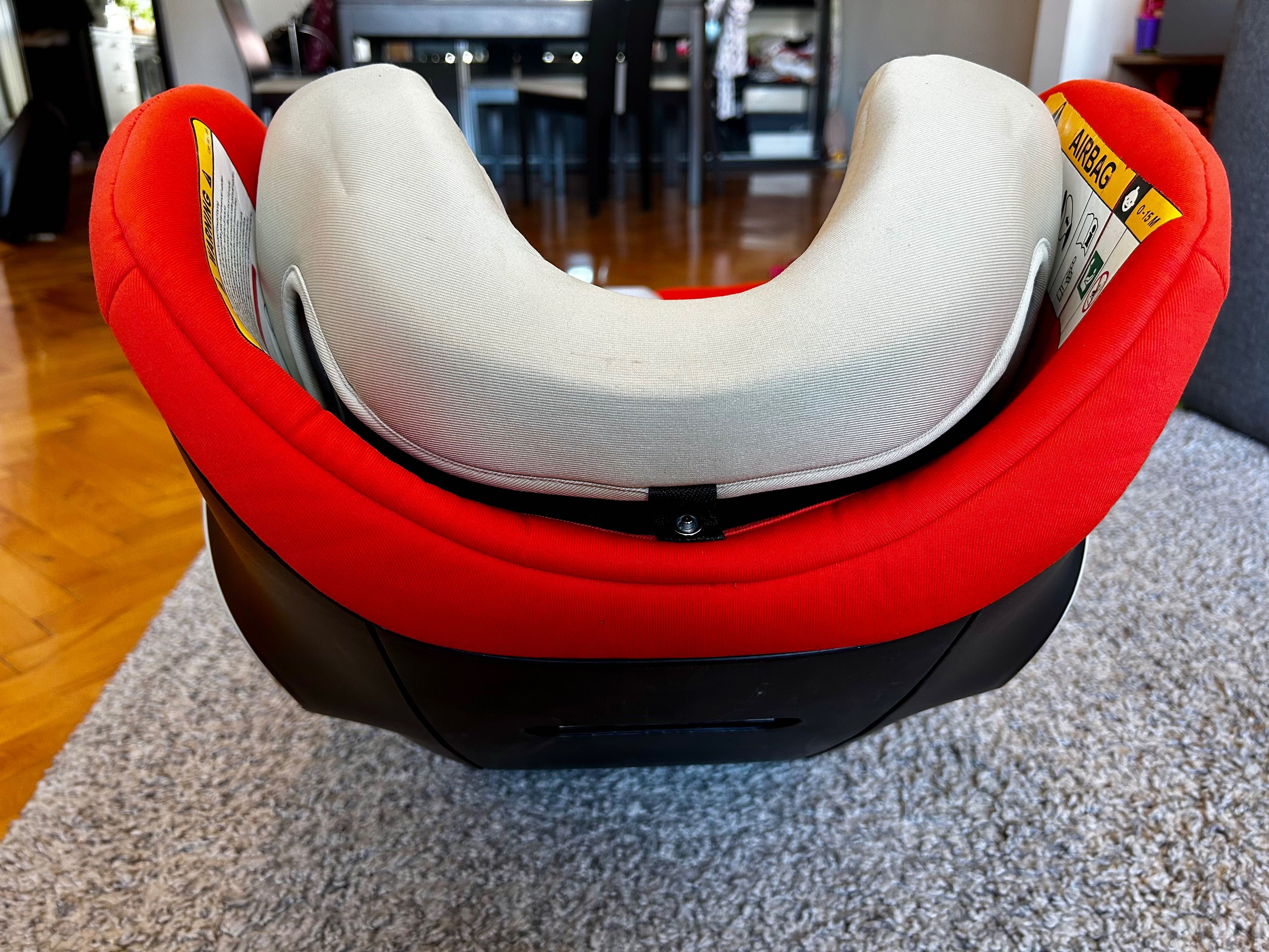 Детско столче за кола Cybex Sirona M i-Size Gold с Isofix база