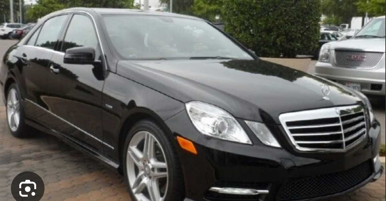 Dezmembrez Mercedes E-Class 2012 W212