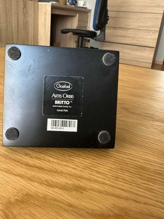 Дизайнерска порцеланова фигура