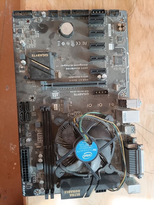 Gigabyte GA-H110-D3A + Intel protsessor (6–7 avlod uchun)