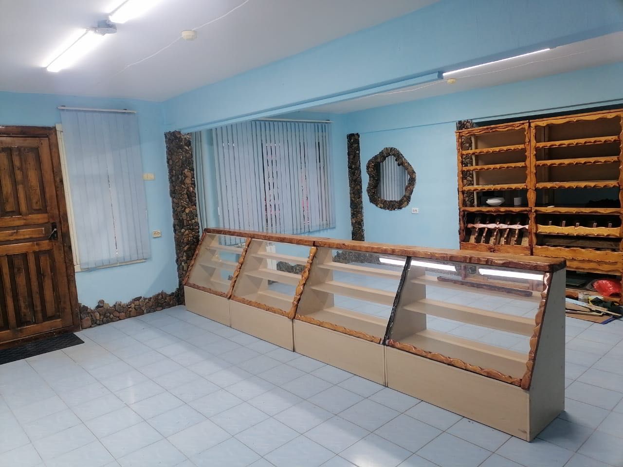 Продам помещение коммерческое 78 кв.м. в п. Глубокое.
