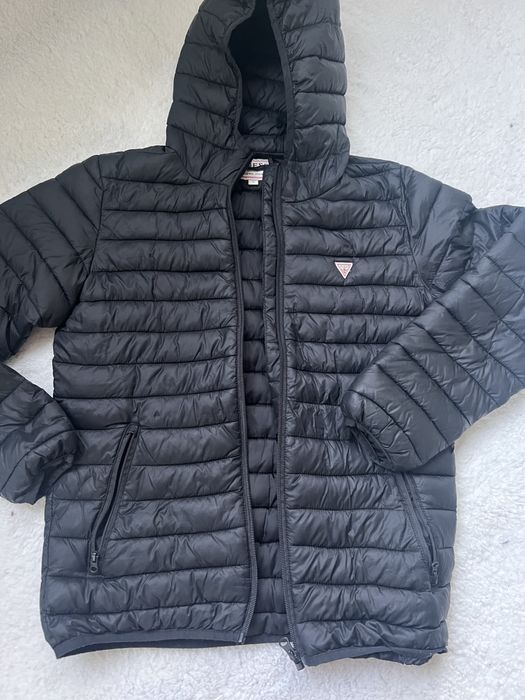 Детско яке и грейка guess