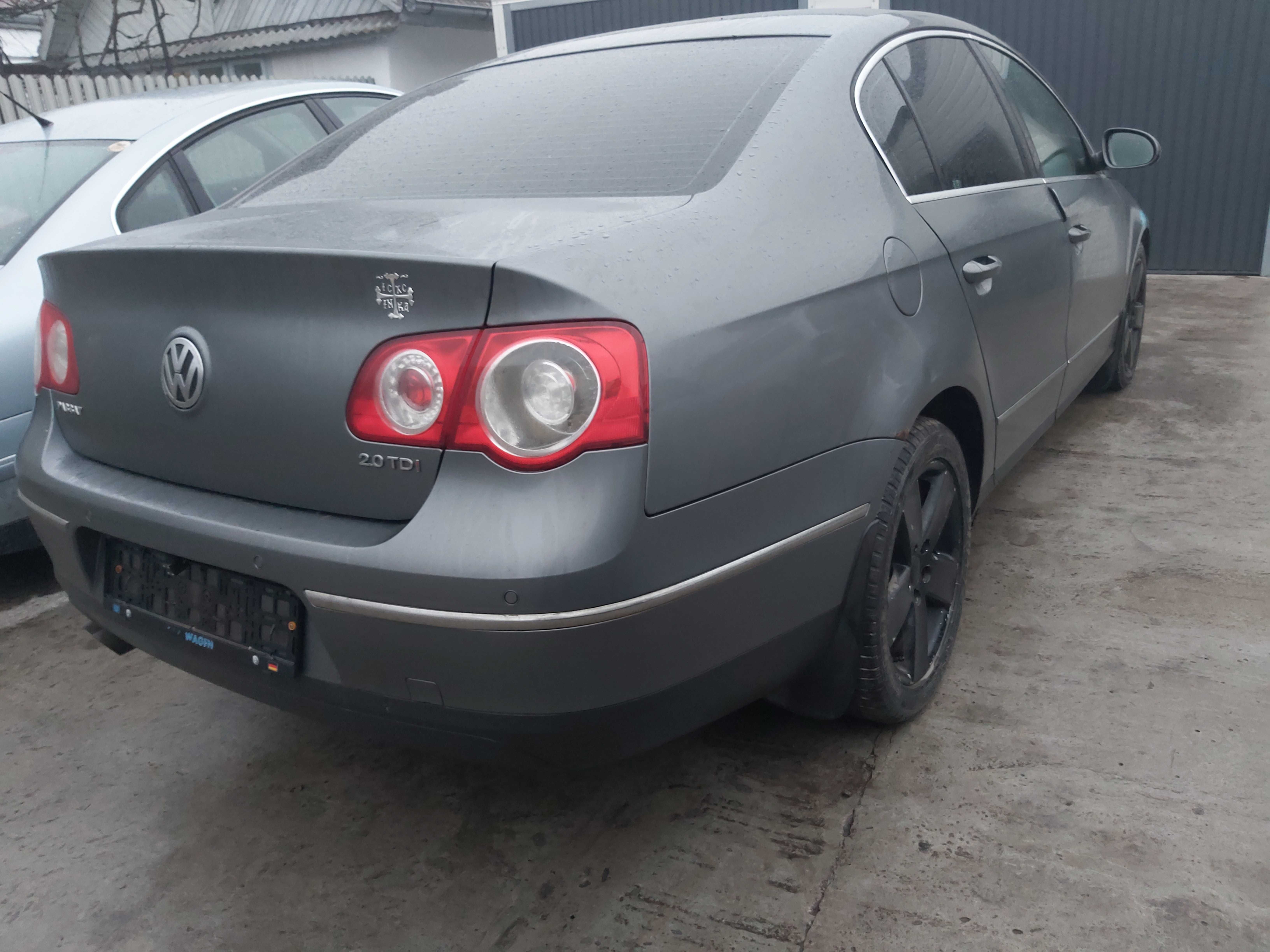 Orice piesa vw passat b6 berlin gri sobolan 2.0 TDI cod motor BMR