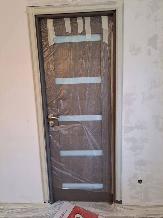 Executăm finisaje, renovări interioare